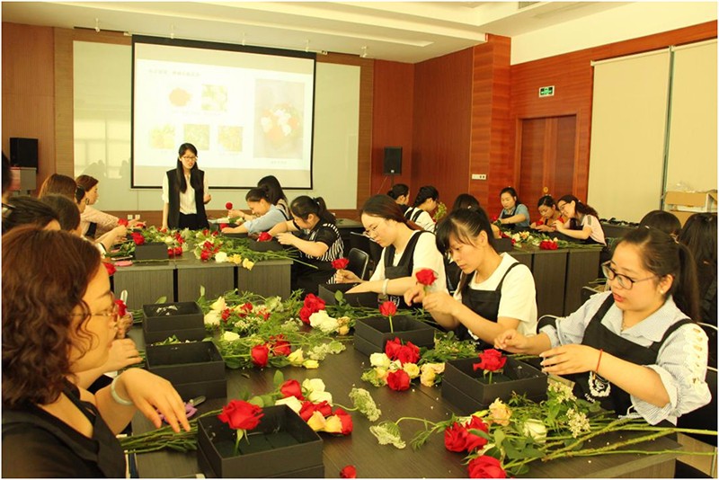 1518582828474424.jpg 06.jpg