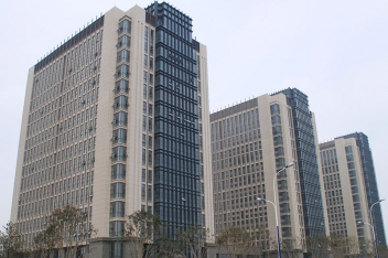 Double silver LOW-E glass with high performance